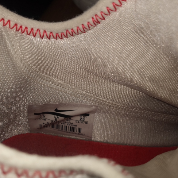 Nike basketball shoes - Picture 5 of 5